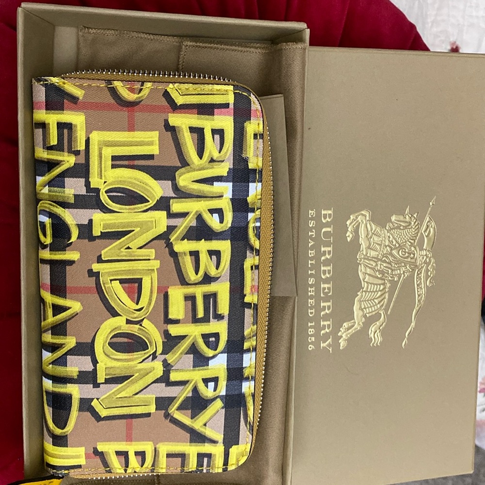 Authentic Burberry Graffiti check wallet